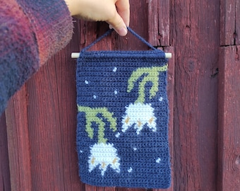 Bellflowers Tapestry Crochet Pattern: DIY Wall Hanging (PDF)
