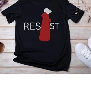 RESIST - Il racconto dell'ancella PNG - File digitale Mayday Il finale del racconto dell'ancella