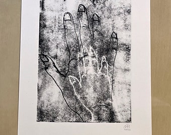 Monotype art print A4 monoprint Home deco unique piece holding hands mom child company black and white art piece