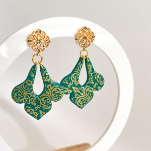 SHÉRAZADE Collection - Handmade jewelry from France - Oriental earrings - Emerald green and gold earrings - Lightweight earrings