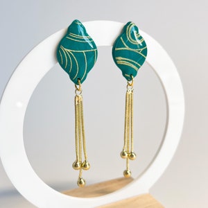 SHÉRAZADE Collection - Oriental earrings - Emerald green and gold earrings - Handmade jewelry from France - Lightweight earrings