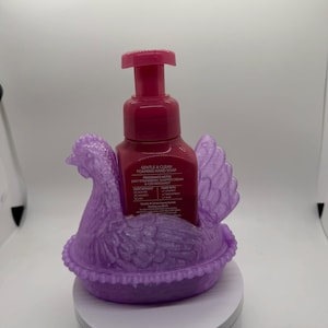 Hen on the Nest Bath And Body works Soap Holder image 1