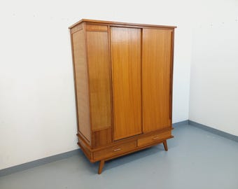 Armoire vintage en bois de chêne des années 60