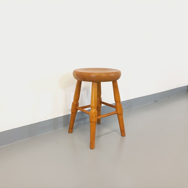 Tabouret vintage en chêne massif des années 50 60