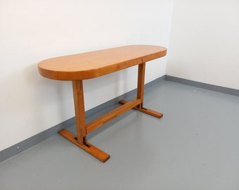 Ovaler Tisch / Vintage-Konsole aus Kiefernholz aus den 60er-70er-Jahren