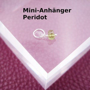 Mini kettinghanger peridoot, groen, klein, natuurlijk, geboortesteen van augustus, charme, 925 zilver, roségoud gevuld