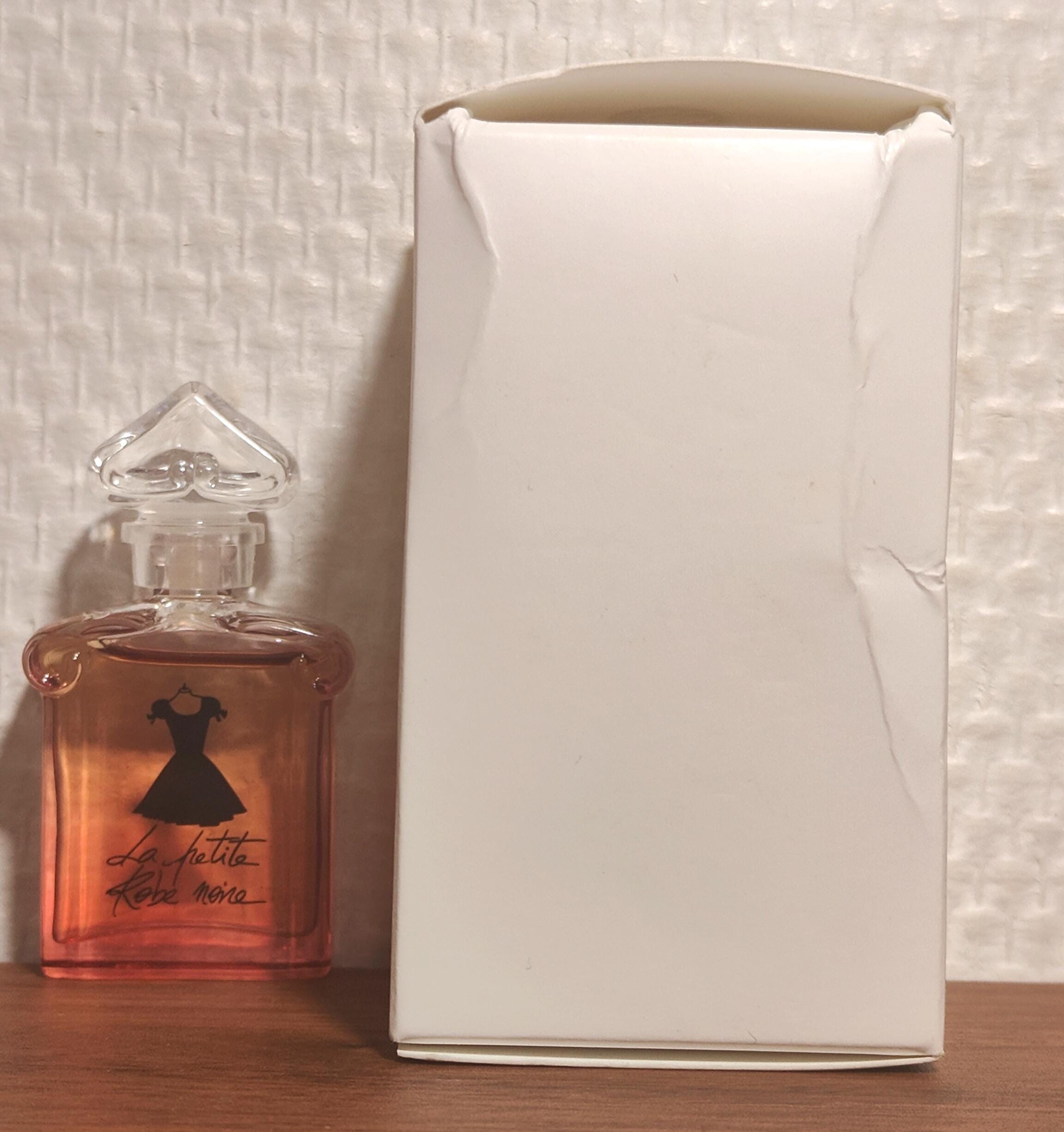 Guerlain La Petite Robe Noire Ma Première Robe Eau De Parfum 5ml