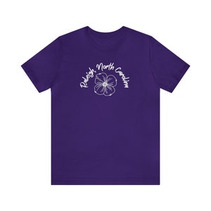 Camiseta de Raleigh, Raleigh Carolina del Norte, Camiseta de Carolina del Norte, Flor de cornejo, Camiseta de flores imagen 8