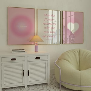 Juego de 3 impresiones de pared con aura rosa, póster de aura rosa, decoración de habitación rosa, impresiones estéticas para apartamentos universitarios