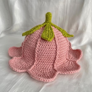 Crochet Tulip Bucket Hat