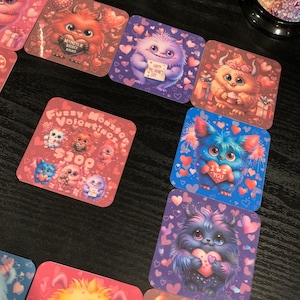 FUZZY MONSTER VALENTINES Rubbelkarten-Set Spar-Challenge 300 Low Income Game Bargeld Füllung Umschlag Geld Budget Binder Physisch