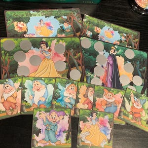 SNOWY SAVINGS Rubbelkarten-Set Spar-Challenge 300 Spiel Bargeld Umschlag Geld Untergang Geldbeutel Binder Physisch