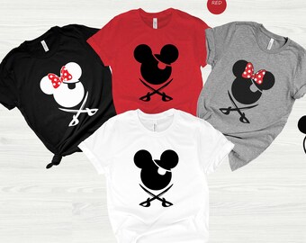 Micky und Minnie passendes Disney Piraten T-Shirt, Disney Trip Tee, Disneyland Fluch der Karibik Shirts, Disney World Pirates Party Shirt