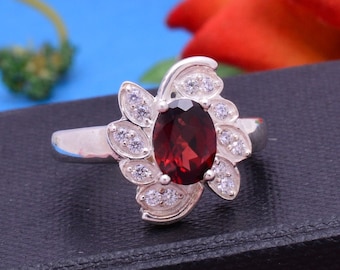 Natural Garnet ring, Gemstone ring ,valentine gift, rings, solitaire ring, cocktail ring ,925 sterling silver Ring, floral design