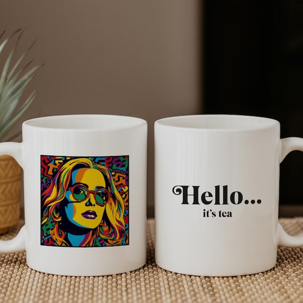 Hallo... es ist Teebecher | Adele Inspiriert | Lustige Kaffeetasse | Britischer Humor | Teeliebhaber Geschenk | Keramiktasse | Weiß Glänzend | Spülmaschinenfest