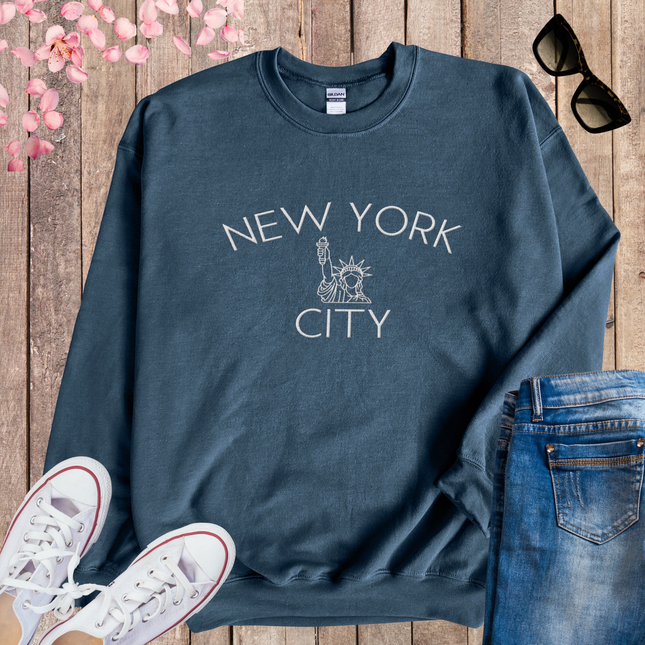 Levedagsen Sweatshirt - "New York - Berlin - Levedagsen Meine Hauptstadt" Design