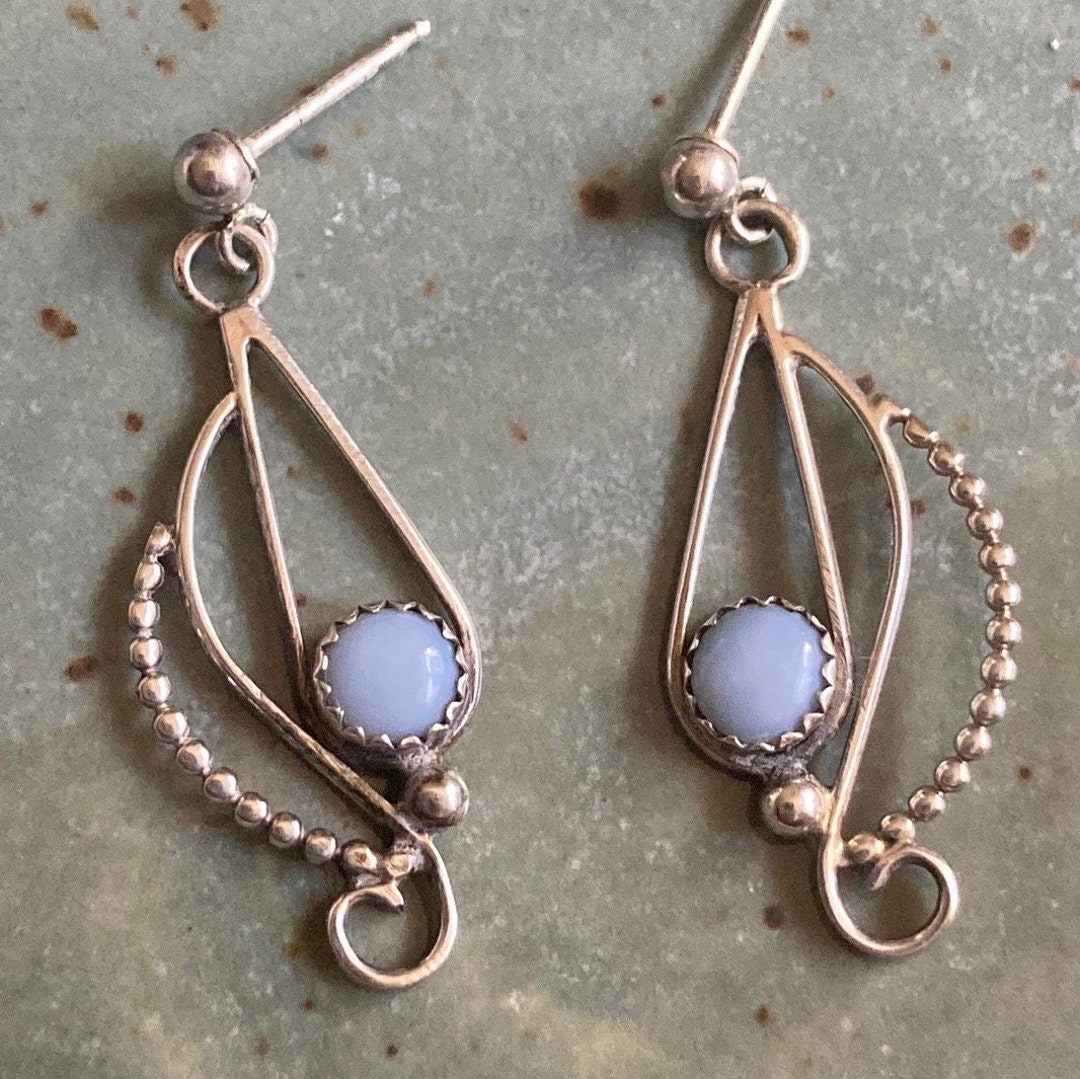 The Roan Earrings - 7 Colors main image 1
