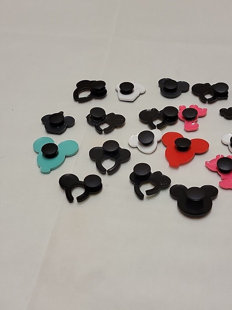 Disney Mickie & Minnie Mouse Character Shoe Charms Baby Yoda Lot of 25 image 9
