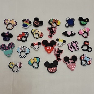 Disney Mickie & Minnie Mouse Character Shoe Charms Baby Yoda Lot of 25 image 1