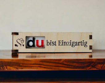 gravierte Geschenkbox inkl. Duplo Schokoriegel - du bist Einzigartig