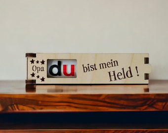 gravierte Geschenkbox inkl. Duplo Schokoriegel - Opa du bist mein Held!