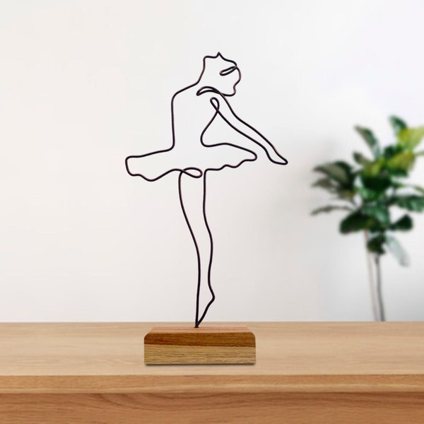 Art en fil de fer, sculpture féminine minimaliste de danseuse pour une maison parfaite, art en fil métallique, sculpture d'art en une ligne, décoration de maison et de table