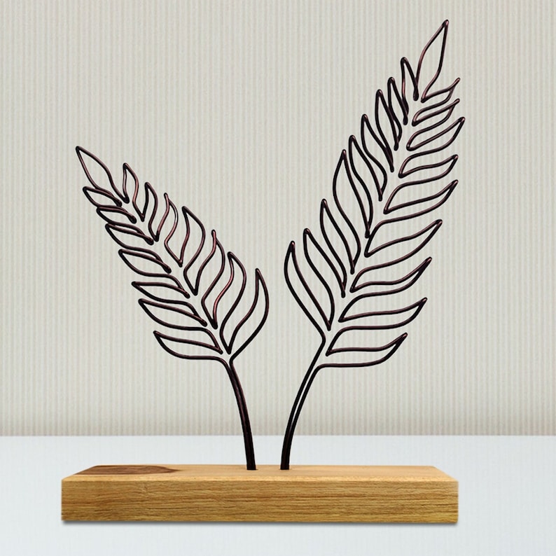 Wire Palm Leaf Sculpture, Handmade Plant Figurine, Minimalist Home Decor, Tropical Art, Gift for Nature Lovers image 1