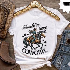 Country music tshirt country western concert tee cowgirl shirts for women trendy graphic rodeo tee raised on 90s country music cowboy farmer