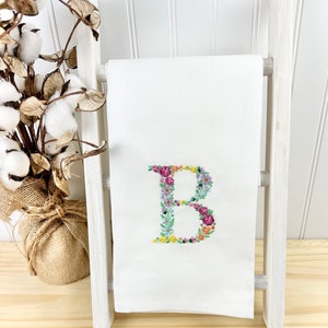 Floral Monogrammed Tea Towel, Unique Personalized Housewarming Gift, Embroidered Guest Towel, Gift for Mom, Wedding or Bridal Shower Gift