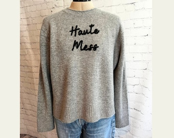 Handbestickter Damen-Pullover mit Rundhalsausschnitt|Haute Mess|100% Kaschmir|Boxy Fit Pullover