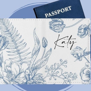 Funda de pasaporte de cuero con diseño floral vintage personalizado • Funda para pasaporte con nombre personalizado • Cartera para pasaporte con flores monocromáticas • Regalo para viajeros