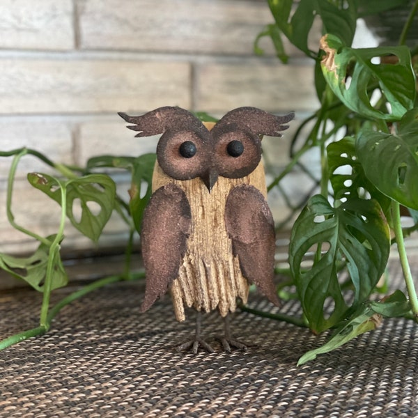 Rustic Barn Owl Figure Small