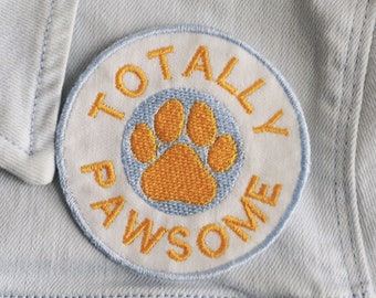 Dog Harness Patch Cute Paw Embroidered Badge Hook Loop Patch Dog Vest Merit Badge Totally Pawsome Dog Vest Iron-on Pet Costumes Clothing DIY