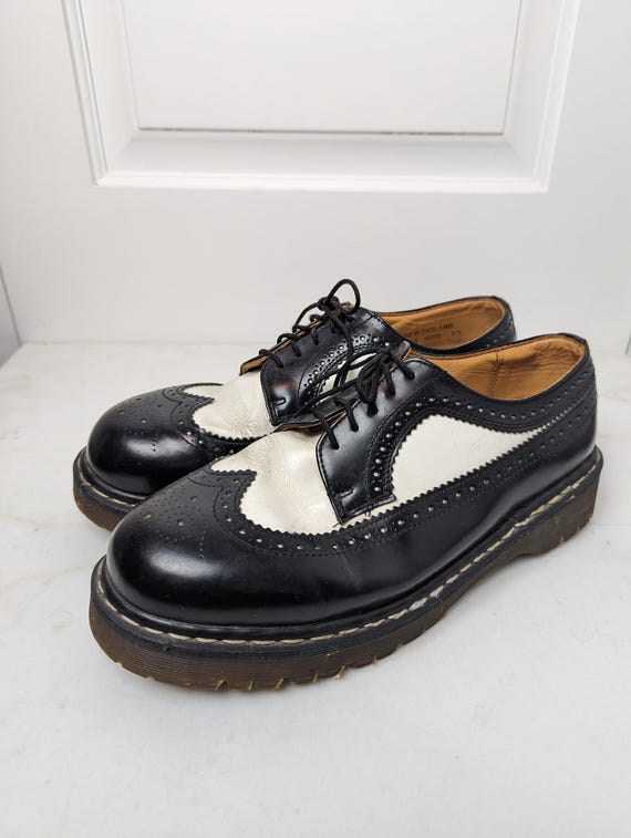 Vintage Dr. Martens Oxford Shoes (size 11) UK Made!! - Etsy