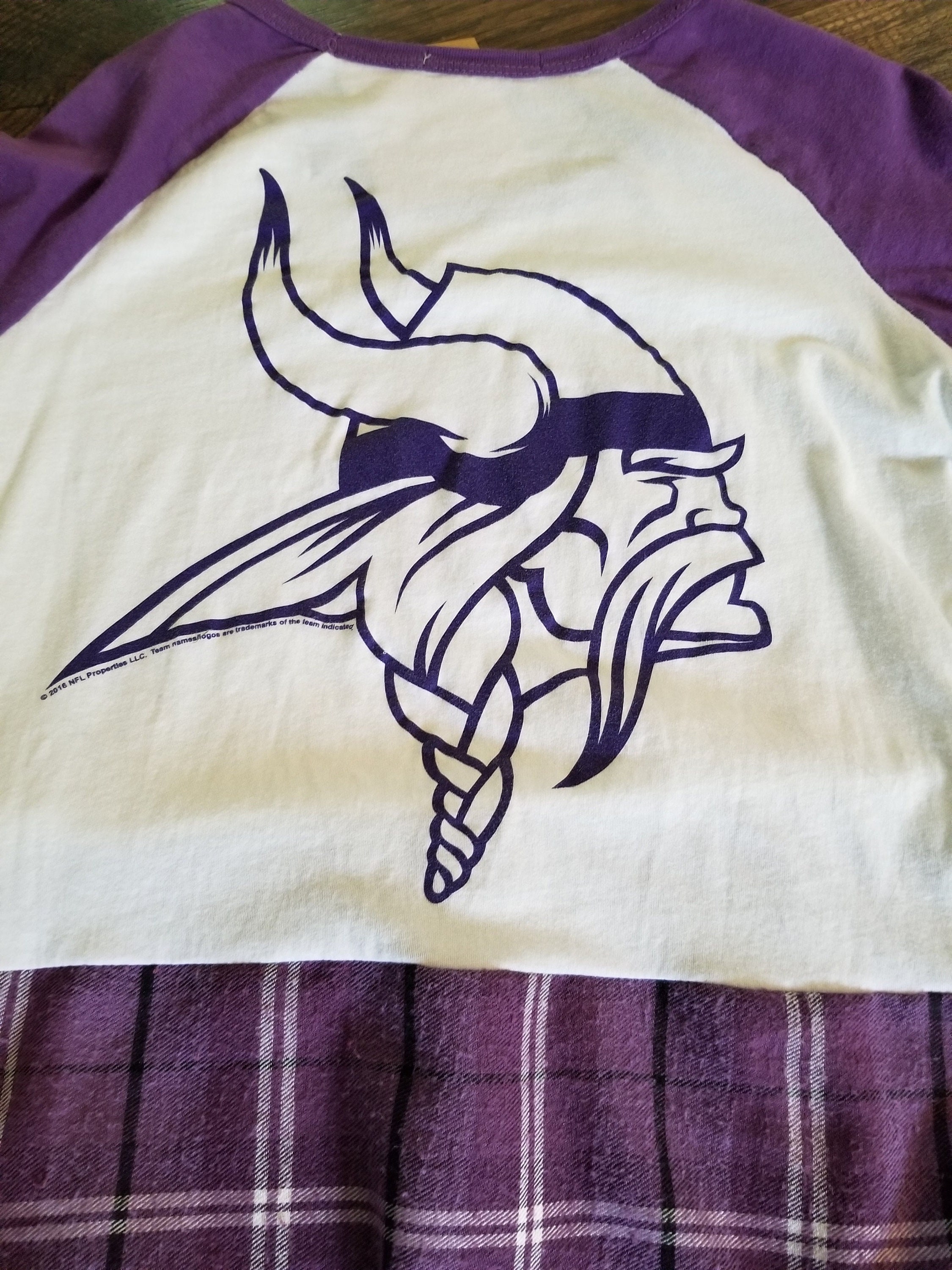 thumbnail image 2 of 4 Minnesota Vikings 'SKOL Kings Of The North' Iron-On Football Patches 2 of 5