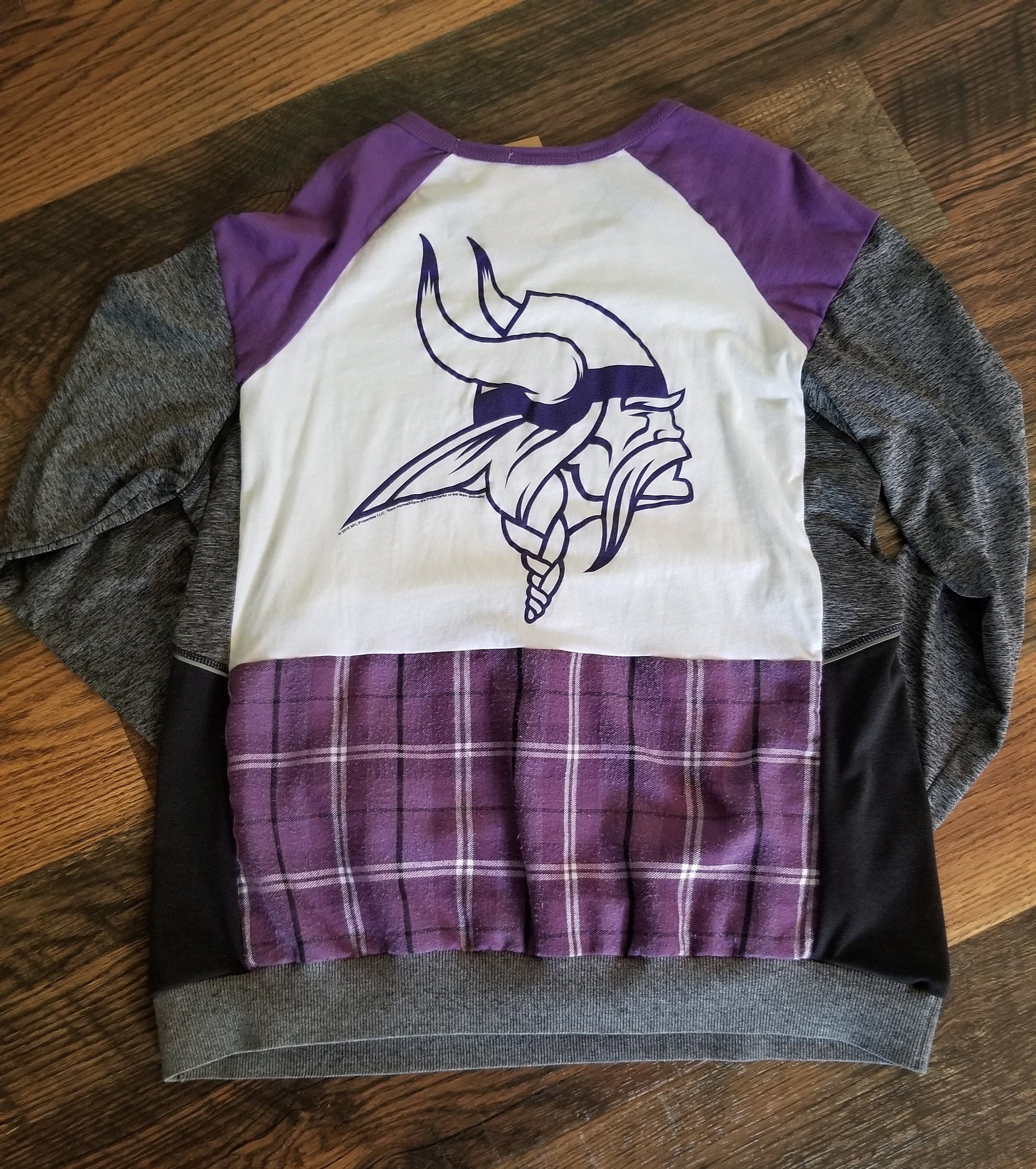 thumbnail image 2 of 4 Minnesota Vikings 'SKOL Kings Of The North' Iron-On Football Patches 2 of 5