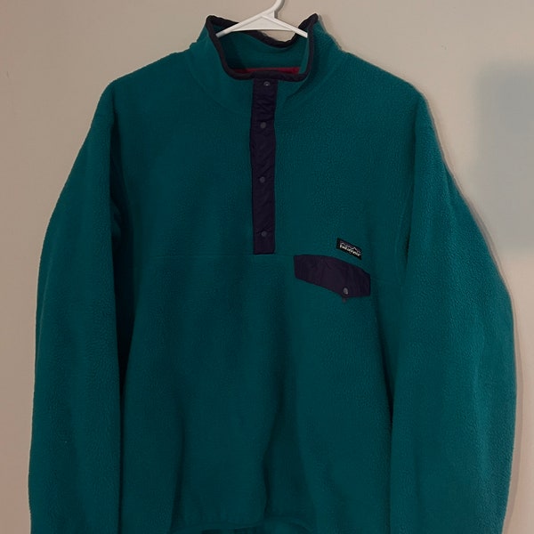 Vintage 90s Patagonia Fleece Sweatshirt Half Snap Button One Pocket Mountain Spell Out Green Sweater Size Large