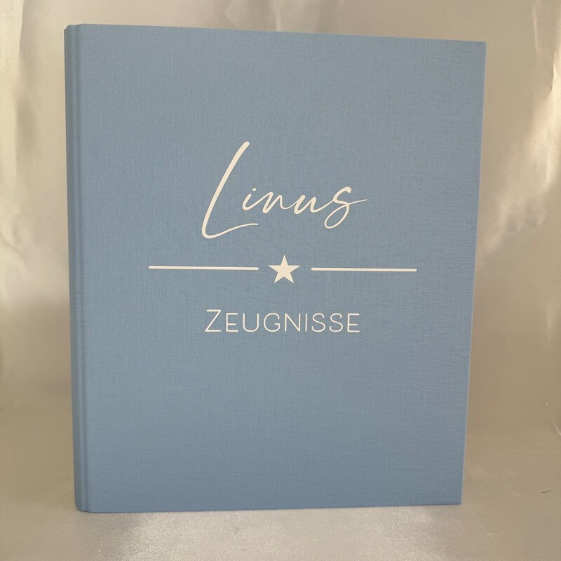 Produktbild von Personalisierte Zeugnismappe In Marmoroptik Blau – Mit Wunschprägung Für Zeugnisse A4