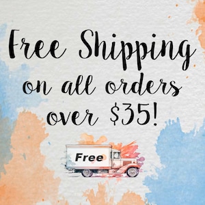 K&ouml;nnte beinhalten: Ein Aquarellhintergrund mit einem wei&szlig;en LKW, auf dem das Wort "Free" steht. Der Text "Free Shipping on all orders over $35!" ist in schwarzer Kursivschrift geschrieben.
