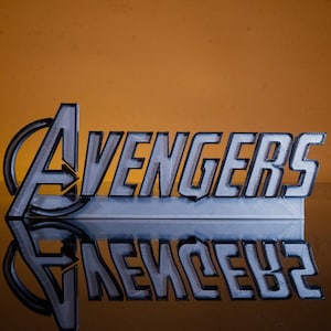 Logotipo 3D dos Vingadores para exibição