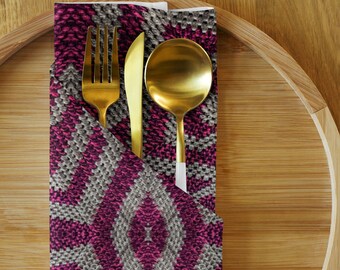 Perfect Holiday Gift, Set of 4 Cork Coasters and 4 Linen Napkins, Elegant Crochet Design, Ritzie Tabletop Accessories – Gifts Under 100