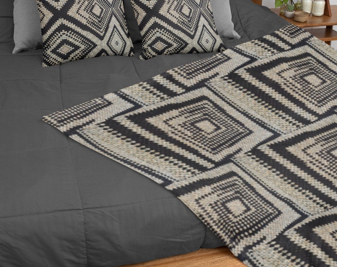 Cozy Bundle Decor: Tan and Black Block Crochet Design Blanket and Pillow Set - Perfect Cozy Winter Gifts