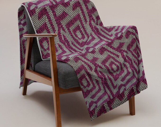 Cozy Holiday Gift - Unique Winter Throw in Ritzi Crochet Design, Perfect for Chilly Nights – Cozy Luxury Home Decor Gift