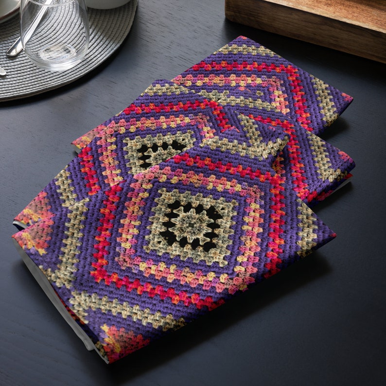 Dinner Napkins Set of 4, Multi Purple Crochet Design Triangle Patterns, Housewarming Gift Ideas, Practical Last Minute Tableware Gifts bild 1