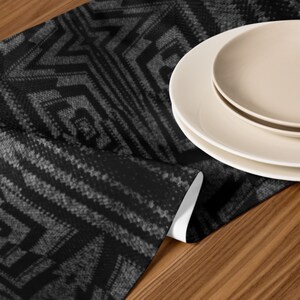 Custom Crochet Patterns, Modern Table Decor Runner, Black and Gray Design House Warming Last Minute and Practical ideas for Versatile Gifts bild 4