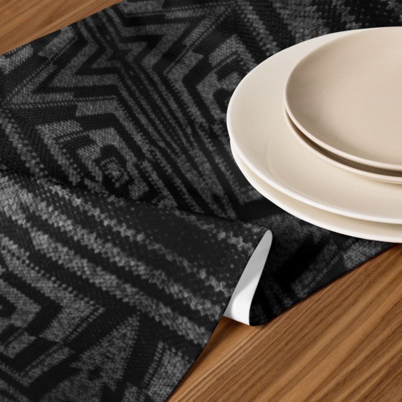 Custom Crochet Patterns, Modern Table Decor Runner, Black and Gray Design House Warming Last Minute and Practical ideas for Versatile Gifts bild 4