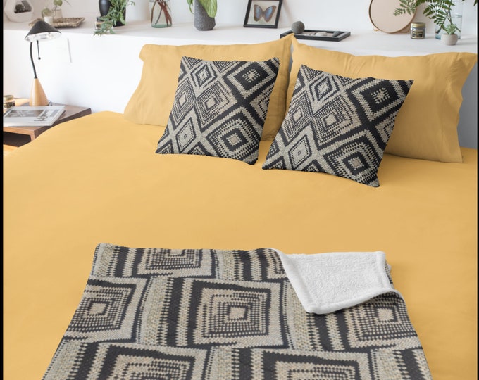 Cozy Bundle Decor, Crochet Design Blanket and Pillow Set in Tan and Black Block Crochet Pattern, Ideal Cozy Winter Gifts