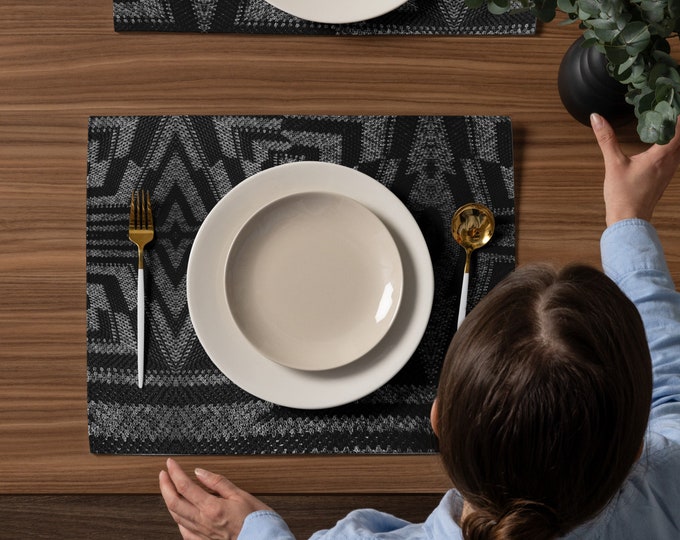 Custom Crochet Design Placemats, Table Decor Pattern Mats for Dining Room Tabletop Protection, Versatile Spring Linen, Chi Last Minute Gifts