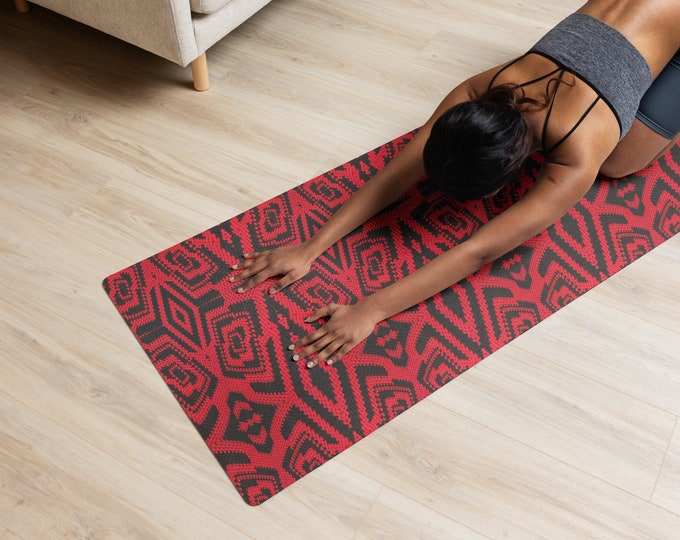 Yoga Mat Crochet Pattern Top, Home Gym Essentials, Foundational Red and Black Mat for Meditation, Prayer, Pilates