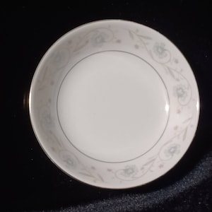English Garden Fine China Bowls 1221 Japan Fruit / Dessert Bowl 5 1/2&quot; - great gift for collectors, weddings, anniversary, housewarming